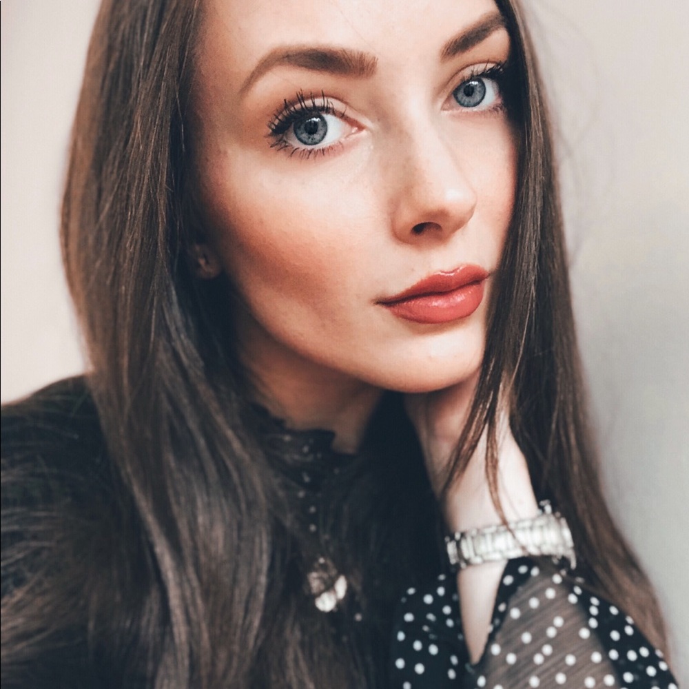 Meet your Posher, Veronika